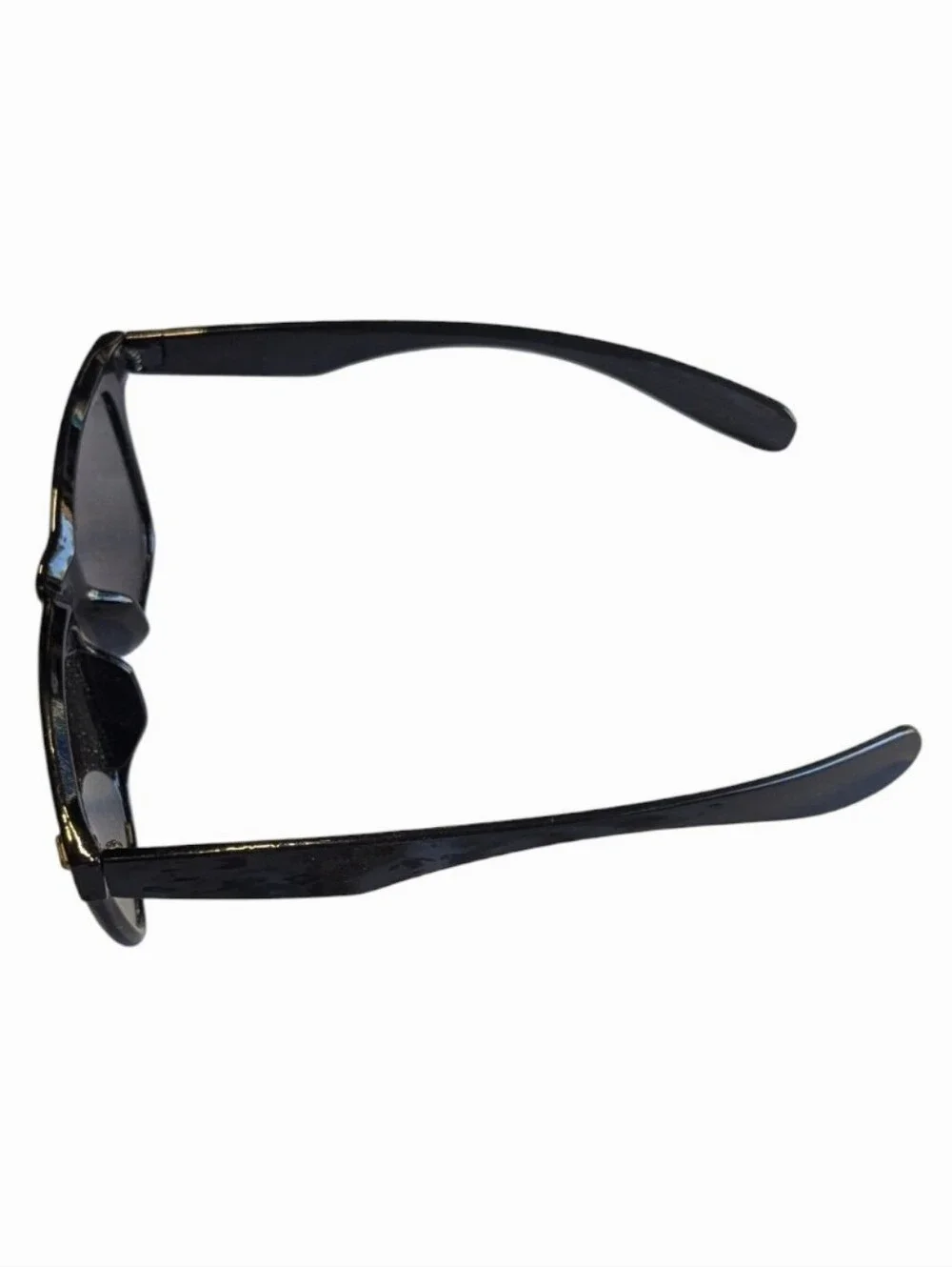 Source Unknown Black Frame Sunglasses with Brown Lenses